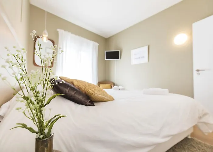 Graca Heartwarming Flat